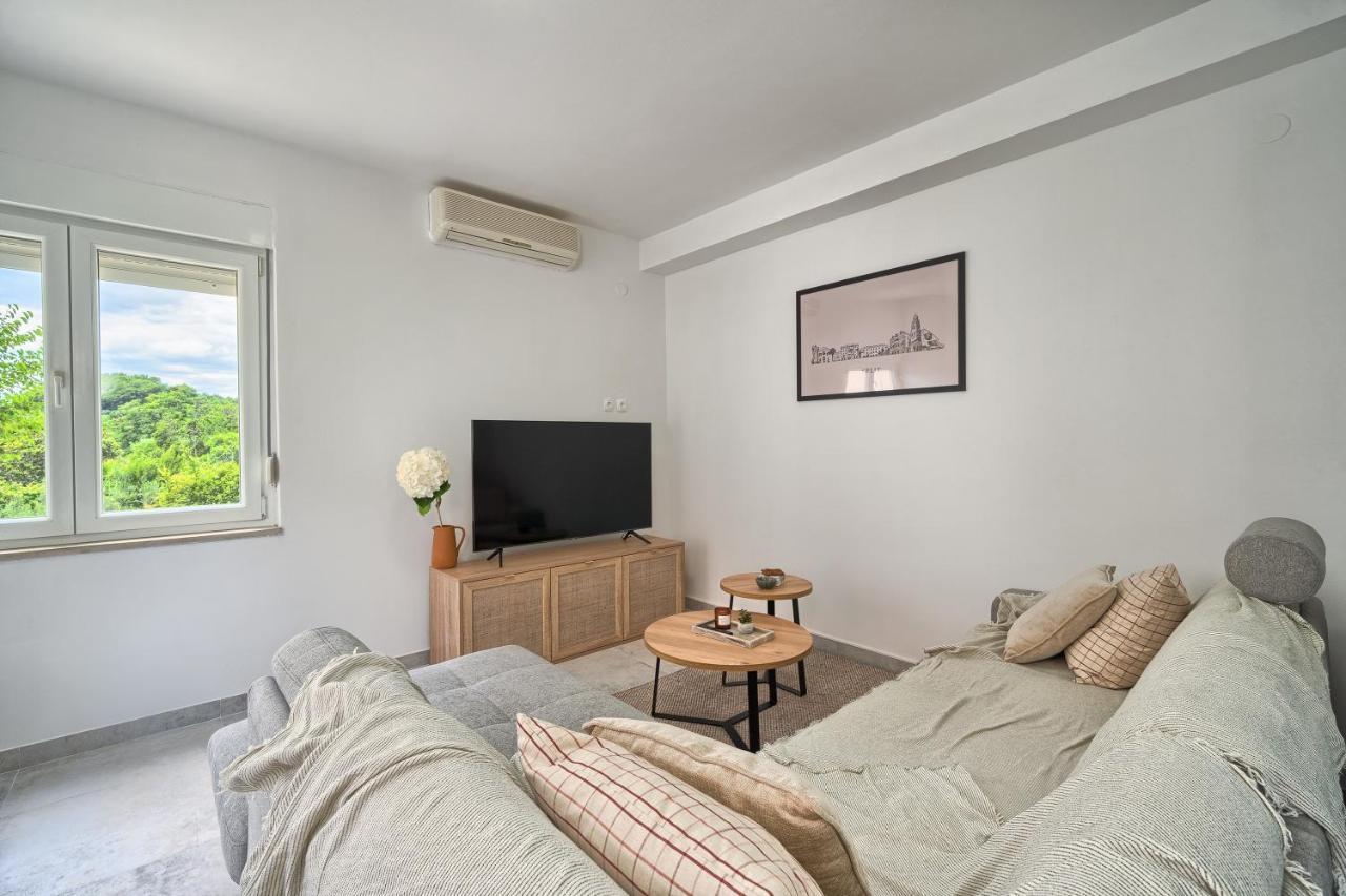 Adriatic Retreat Meje, 4 Min Walk To The Beach Split Exterior foto