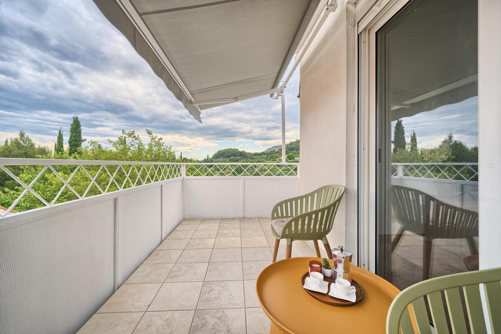 Adriatic Retreat Meje, 4 Min Walk To The Beach Split Exterior foto